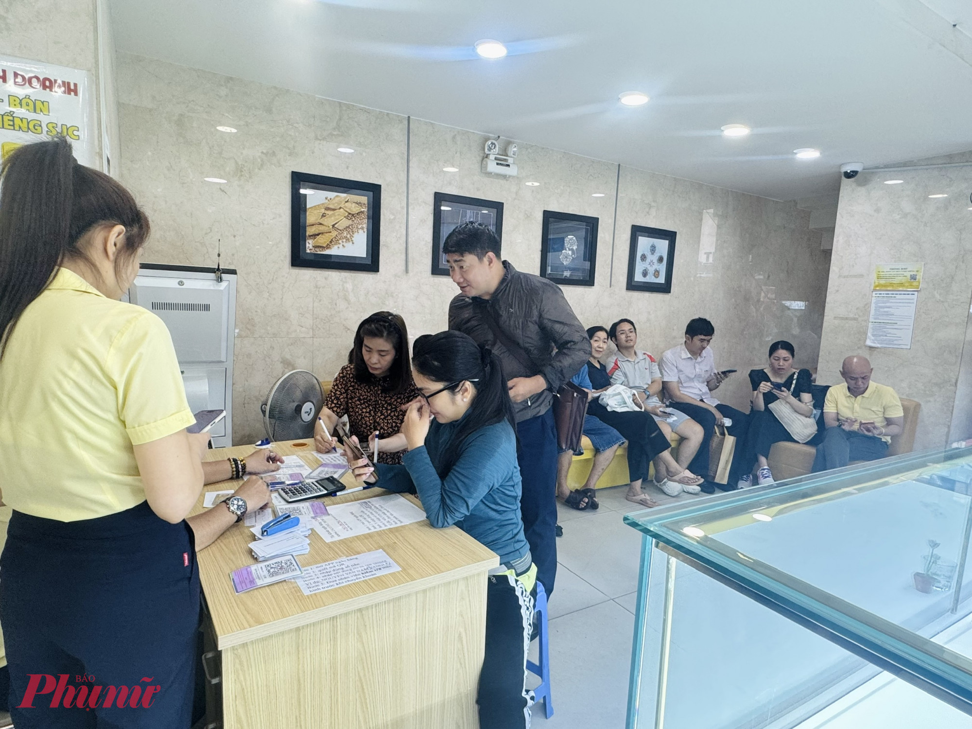 Giá vàng tăng thêm 1,6 triệu đồng/lượng so với ngày hôm qua - Ảnh: Thanh Hoa