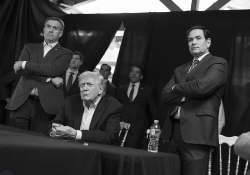 Thời đại giám sát tình báo: Mối nguy hiểm với các nhà lãnh đạo Tổng thống Mỹ Donald Trump cùng các quan chức thân cận theo dõi chiến dịch Absolute Resolve ở Venezuela. Ảnh: White House Instagram