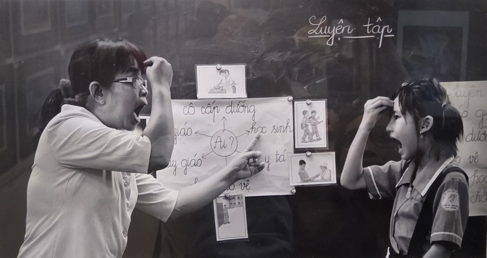 Tác phẩm Dâng lễ đầu năm - tác giả Phạm Thúy Diễm