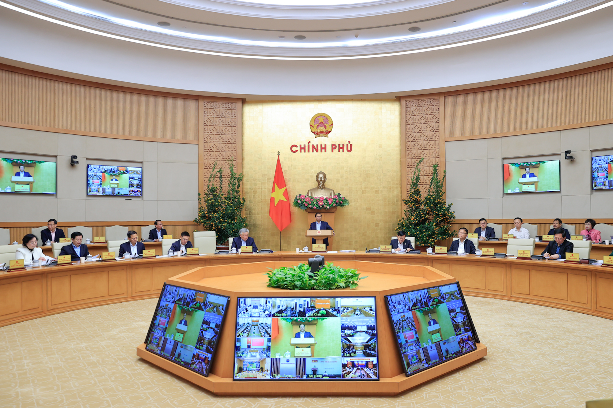 Toàn cảnh phiên họp Chính phủ thường kỳ sáng 4/3 - ảnh: VGP