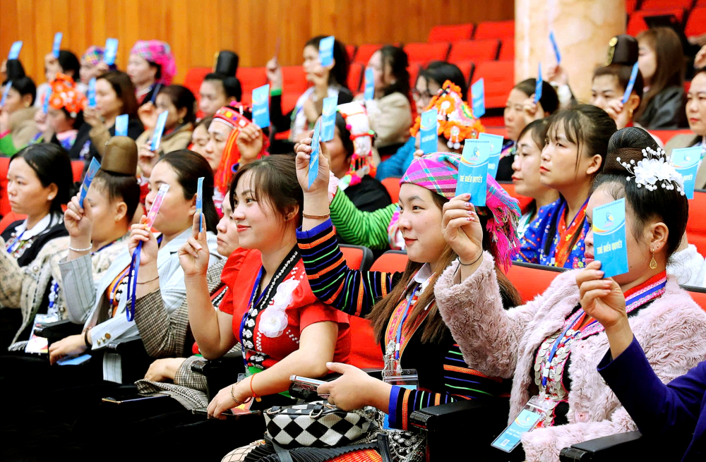 Phụ nữ các dân tộc thiểu số tại Đại hội Đại biểu phụ nữ tỉnh Điện Biên lần thứ XIII, nhiệm kỳ 2025-2030 - ẢNH: P.N.Đ.