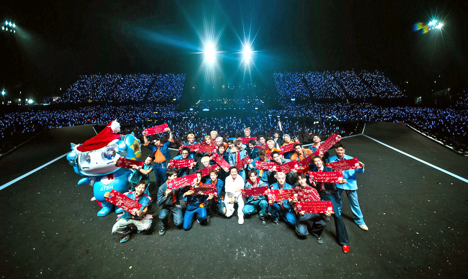 Đêm nhạc Anh trai say hi thu hút hàng chục ngàn khán giả mỗi đêm diễn - Nguồn ảnh: BTC