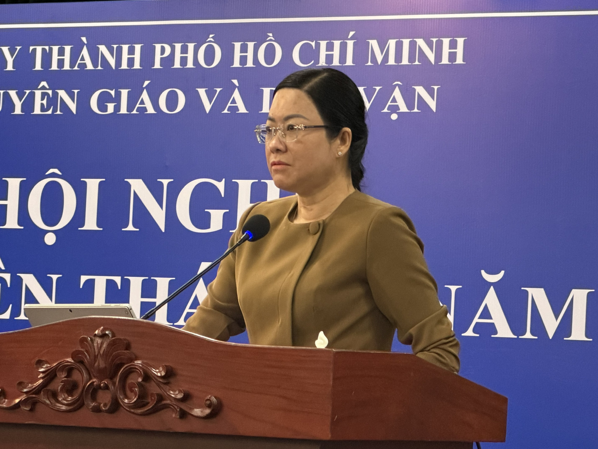 Đồng chí Lê Thị Thuỷ - Phó ban 