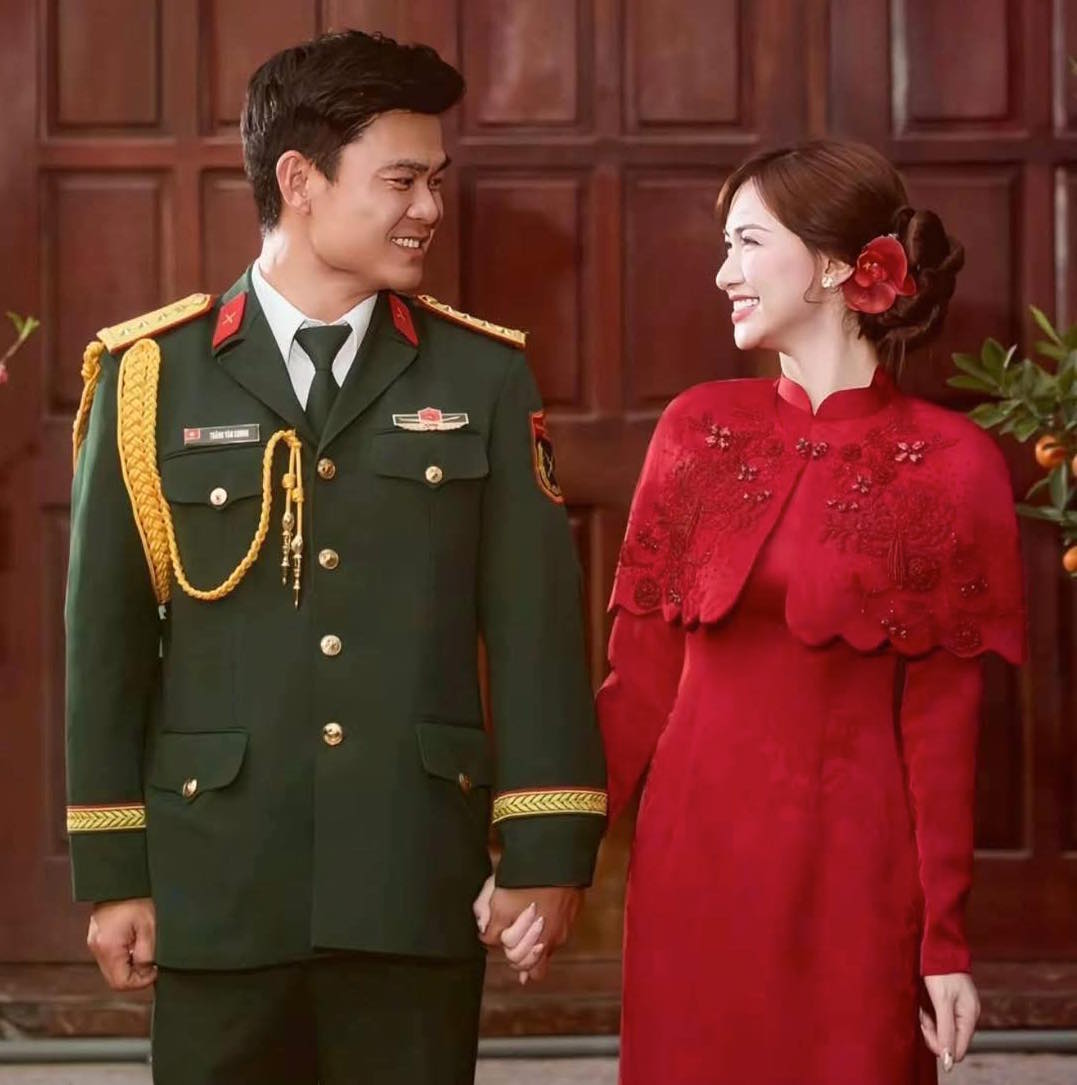 Hoà Minzy và quân nhân Thăng Văn Cương