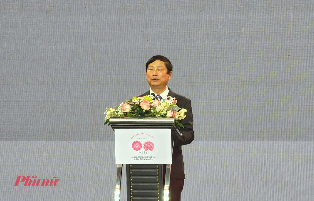 Phó Bí thư Thành ủy, Chủ tịch Hội đồng nhân dân TPHCM Võ Văn Minh phát biểu tại lễ khai mạc