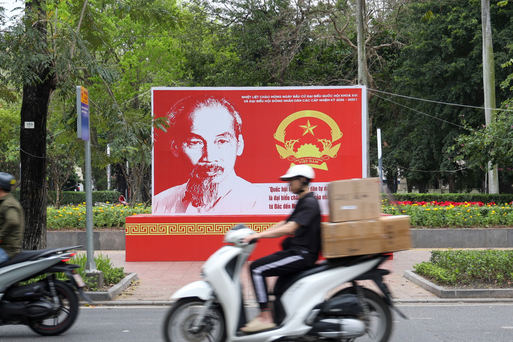 Hà Nội hoà cùng không khí cả nước hướng tới ngày hội của toàn dân.