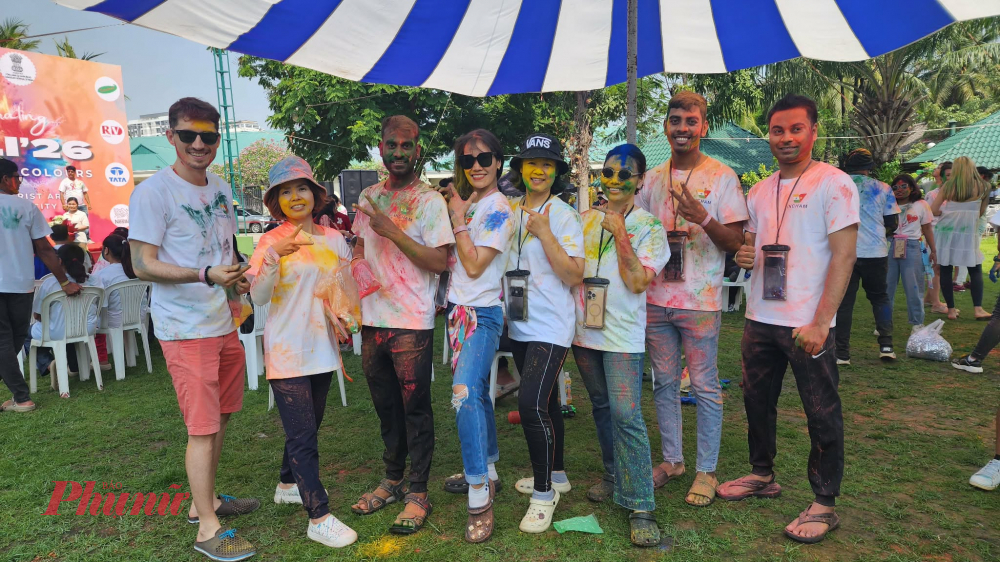 Sự kiện không chỉ là ngày hội truyền thống rộn rã của cộng đồng người Ấn Độ, mà còn là nhịp cầu văn hóa rực rỡ, thắt chặt tình hữu nghị tốt đẹp giữa hai quốc gia