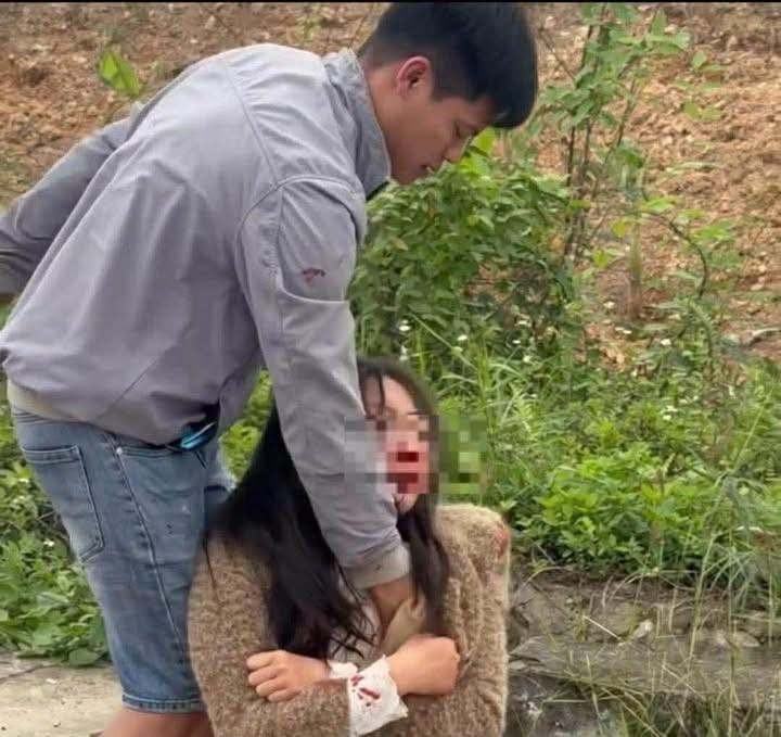 Tình yêu nên là một gia vị đẹp của cuộc đời, chứ không phải chỉ là nguồn cơn của nỗi khổ niềm đau. Mỗi người hãy biết tự bảo vệ bản thân, bảo vệ hình hài cha mẹ cho mỗi chúng ta trước những mối quan hệ độc hại - Ảnh: Cắt từ cllip