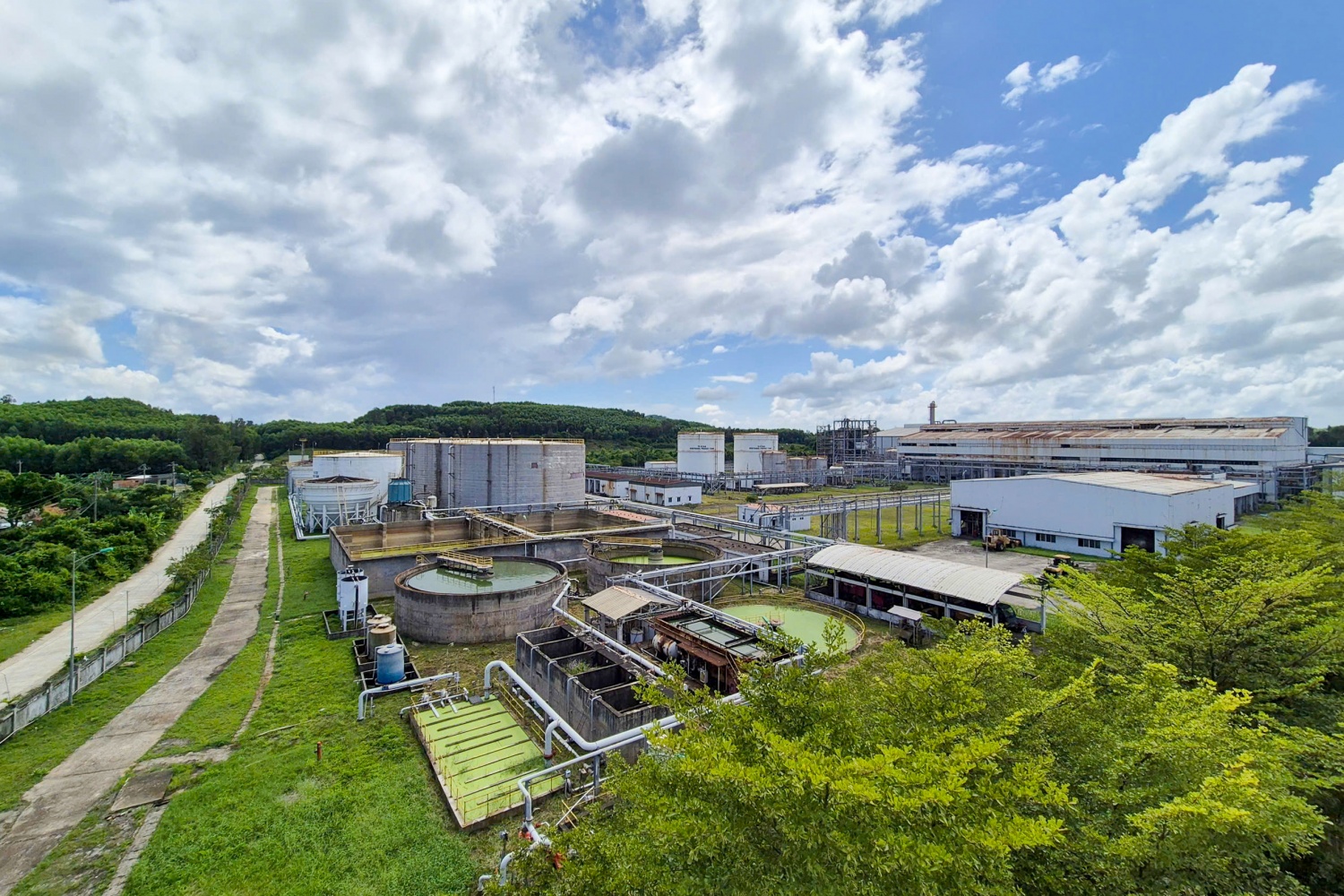 Trong giai đoạn chạy thử nghiệm ban đầu, BSR-BF đã sản xuất được khoảng 470 tấn ethanol nhiên liệu và tiến hành xuất bán 210 tấn để BSR thực hiện phối trộng xăng sinh học E10 RON95_Ảnh: Hà Anh.