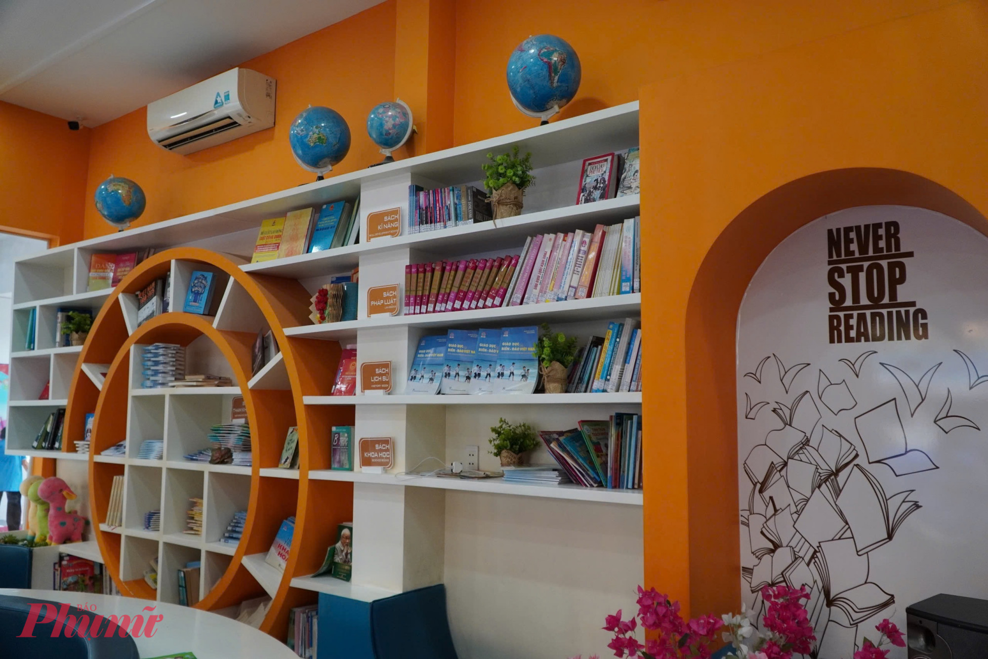 Một góc của thư viên Trường Tiểu học Trần Hưng Đạo