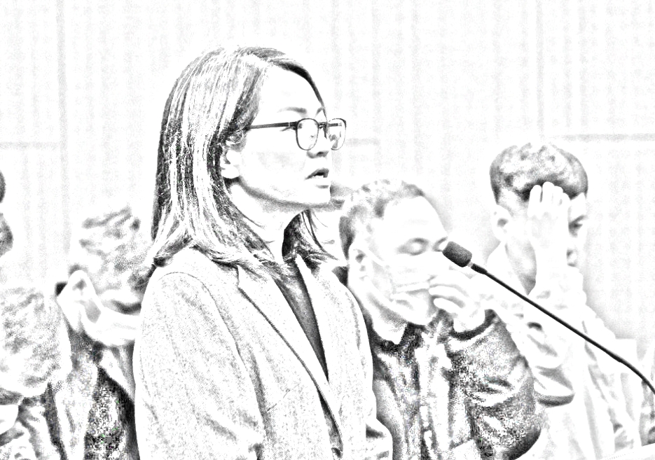 Bị cáo Trần Việt Nga tại tòa - Ảnh: N.A