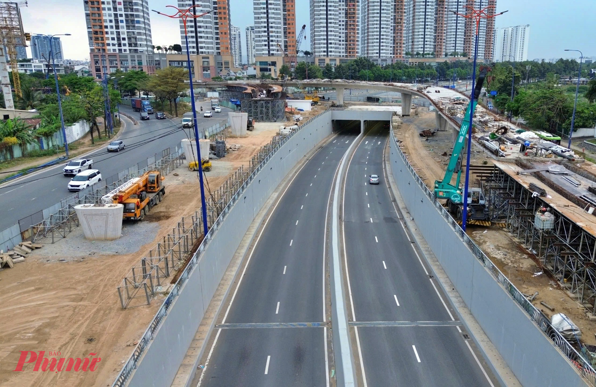 Theo kế hoạch, dự án nút giao An Phú được triển khai trong giai đoạn 2021 - quý 2/2026. Đến nay, nhiều gói thầu quan trọng đã hoàn thành, gồm hầm chui HC1-01, HC1-02, cầu Bà Dạt, cầu Giồng Ông Tố và cầu N2.