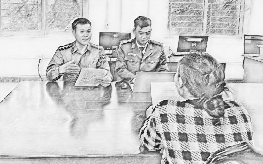 Cơ quan công an làm việc với bà H. - Ảnh công an cung caoas