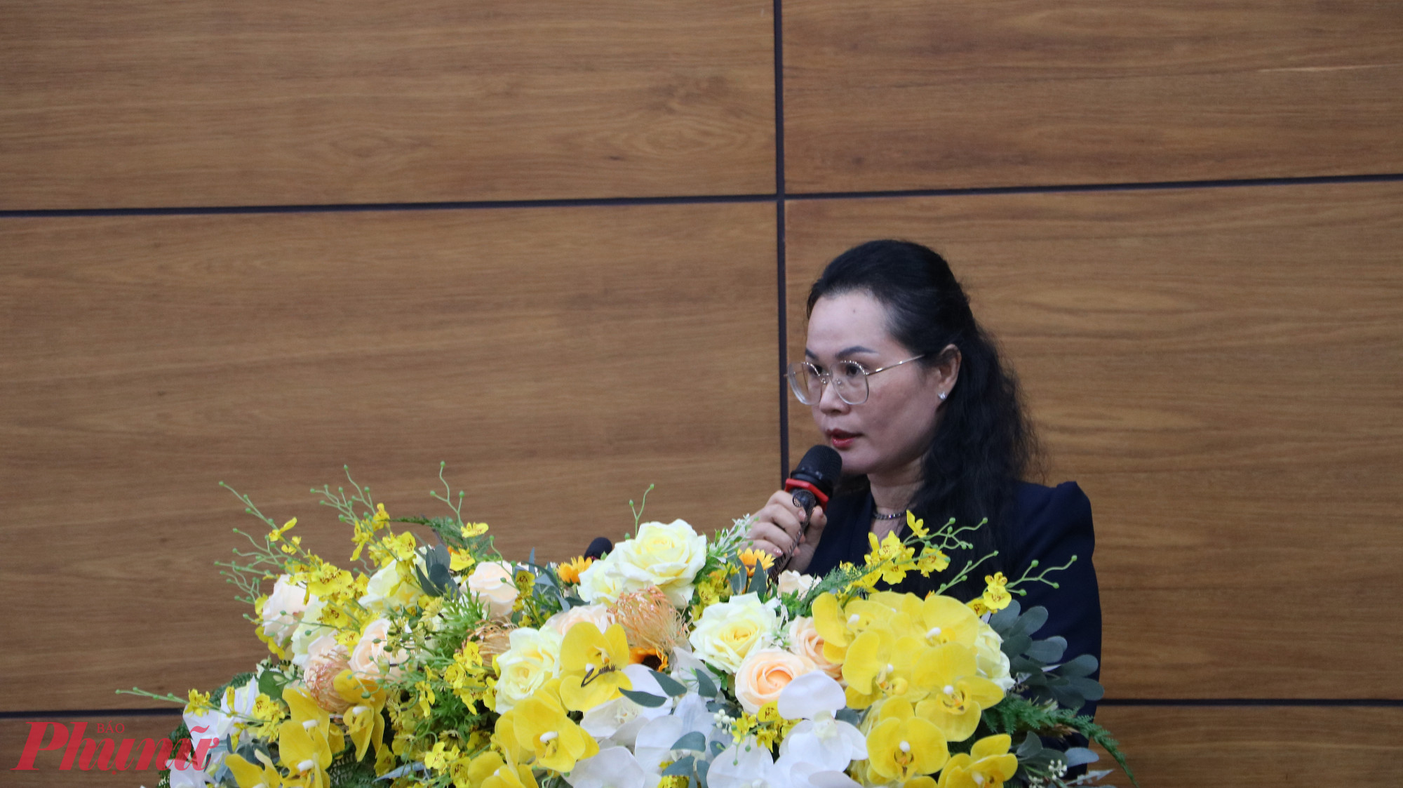 Bà Lê Thụy Mỵ Châu phát biểu tại chương trình - Ảnh: Trang Thư