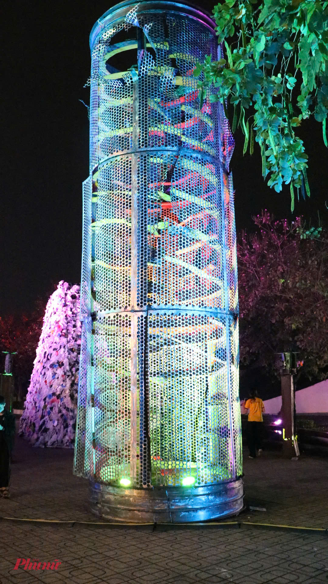 Một số tác phẩm ấn tượng tại chương trình - Ảnh: Trang Thư