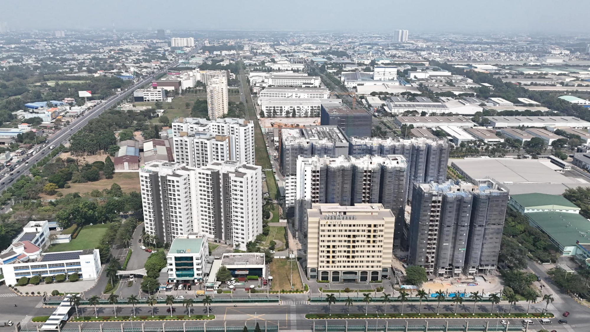 Giá căn hộ vùng ven nếu là dự án mới xây đều có giá từ 3 tỉ đồng/căn có diện tích khoảng 60 m2