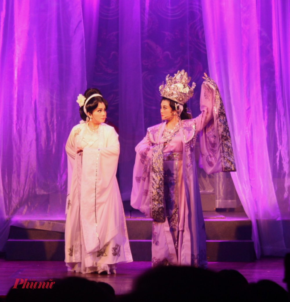 Màn đối đầu nảy lửa giữa Thượng Dương - Tú Sương và Ỷ Lan - Quế Trân