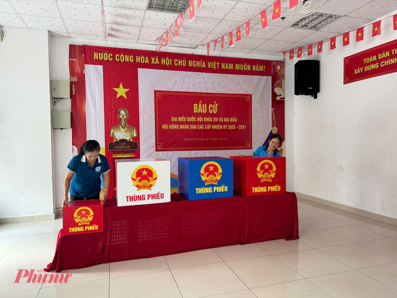  Với sự chuẩn bị chu đáo và tinh thần trách nhiệm cao, phụ nữ TPHCM nói riêng và cả hệ thống chính trị nói chung đang sẵn sàng hướng đến ngày bầu cử 15/3/2026 – ngày hội của toàn dân, nơi mỗi lá phiếu của cử tri góp phần lựa chọn những đại biểu xứng đáng, đại diện cho ý chí, nguyện vọng của nhân dân trong nhiệm kỳ mới.