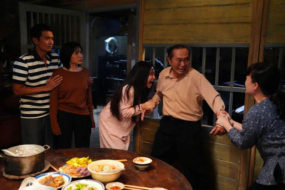 Phim xoay qaunh bi kịch của gia đình Minh Như 