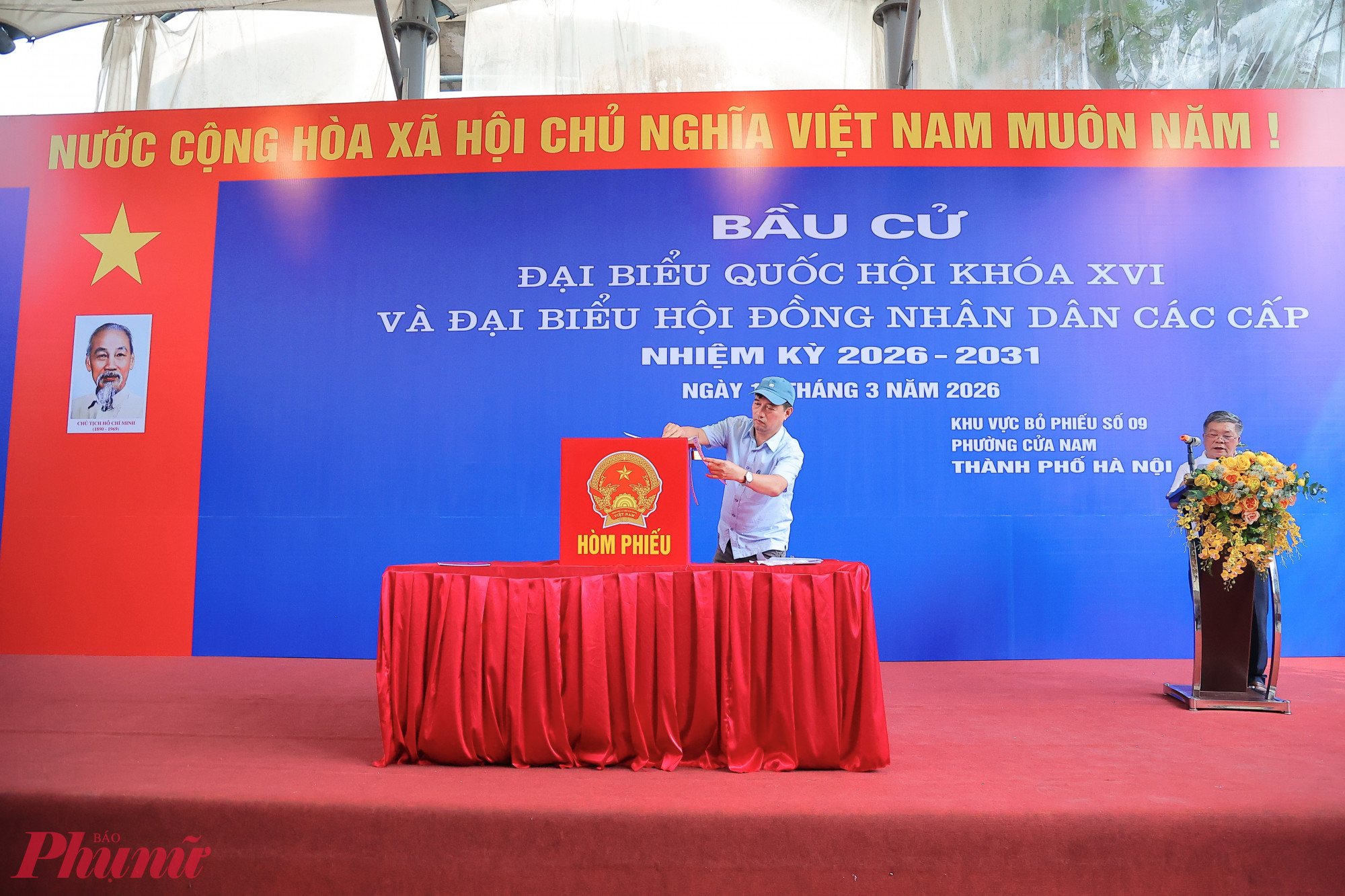 Để đảm bảo an ninh trước trong và sau bầu cử, lực lượng công an các phường tại Hà Nội đã chủ động xây dựng phương án đảm bảo an ninh trật tự cho ngày bầu cử, những phương án cụ thể căn cứ vào tình hình thực tế trên từng địa bàn.