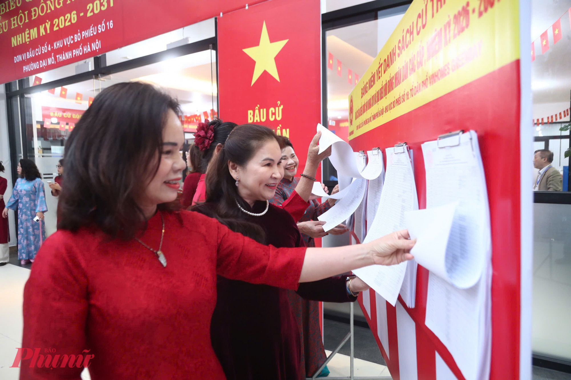 Sáng nay (15/3), gần 79 triệu cử tri cả nước bắt đầu tham gia bầu cử đại biểu Quốc hội khóa XVI và đại biểu HĐND, nhiệm kỳ 2026-2031.