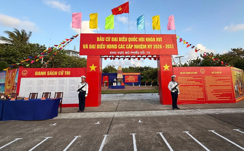 Tại đảo Trường Sa (đặc khu Trường Sa, tỉnh Khánh Hòa), công tác chuẩn bị cho ngày bầu cử đại biểu Quốc hội và Hội đồng nhân dân các cấp đã hoàn tất