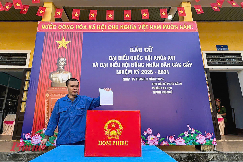 Công tác tuyên truyền, phổ biến các quy định về bầu cử, danh sách ứng cử viên và hướng dẫn quy trình bỏ phiếu được thực hiện nghiêm túc, đảm bảo mọi công dân đủ điều kiện đều được thực hiện quyền và nghĩa vụ của mình.