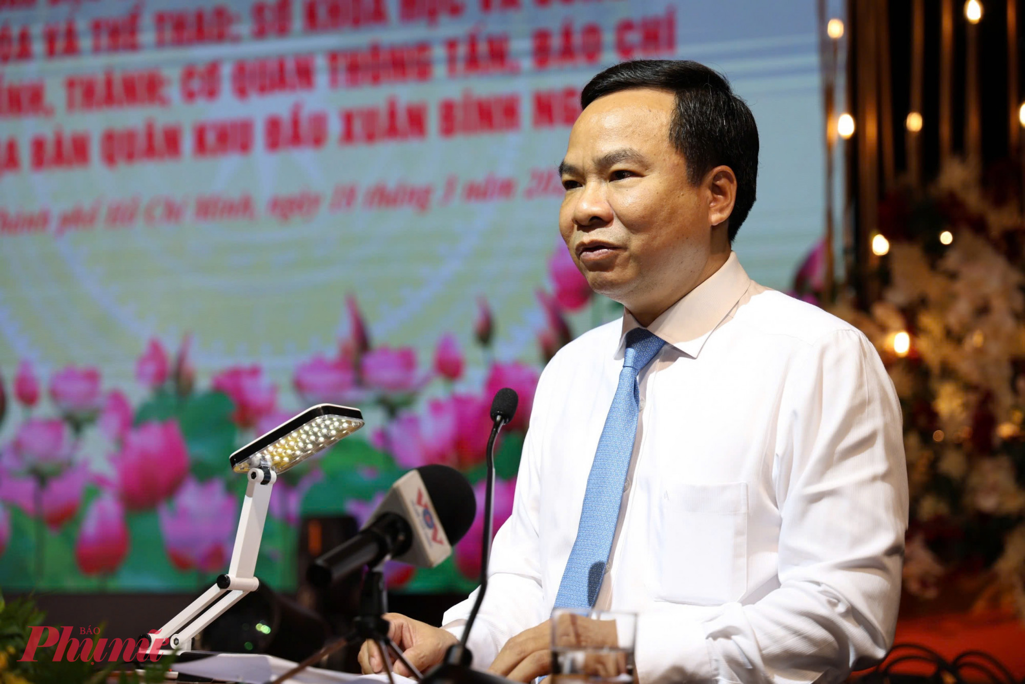 Ông Nguyễn Ngọc Năm - Giám đốc Cơ quan thường trú Đài Tiếng nói Việt Nam tại TPHCM phát biểu tại buổi gặp gỡ - Ảnh: Thanh Tâm