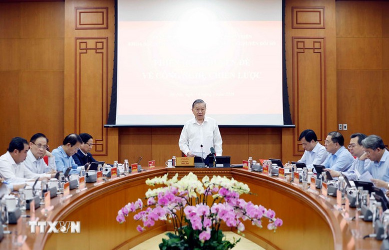 Tổng Bí thư đề nghị, doanh nghiệp phải thực sự trở thành trung tâm của hệ sinh thái công nghệ - Ảnh: TTXVN