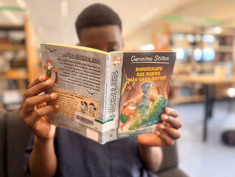 Geronimo Stilton là một trong những tác giả được Francisco yêu thích