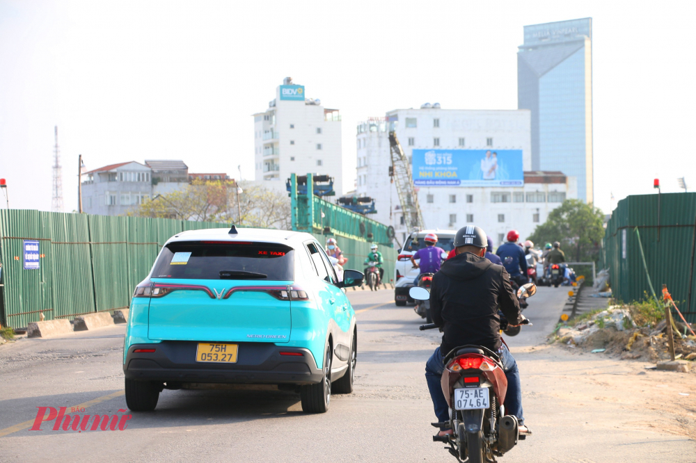 Về phương án xử lý, theo chủ đầu tư, hiện khối lượng công việc còn lại của gói thầu khoảng 20 tỷ đồng. Sau khi chấm dứt hợp đồng với Công ty CP 479 Hòa Bình, sẽ tổ chức lựa chọn nhà thầu mới để tiếp tục thi công.