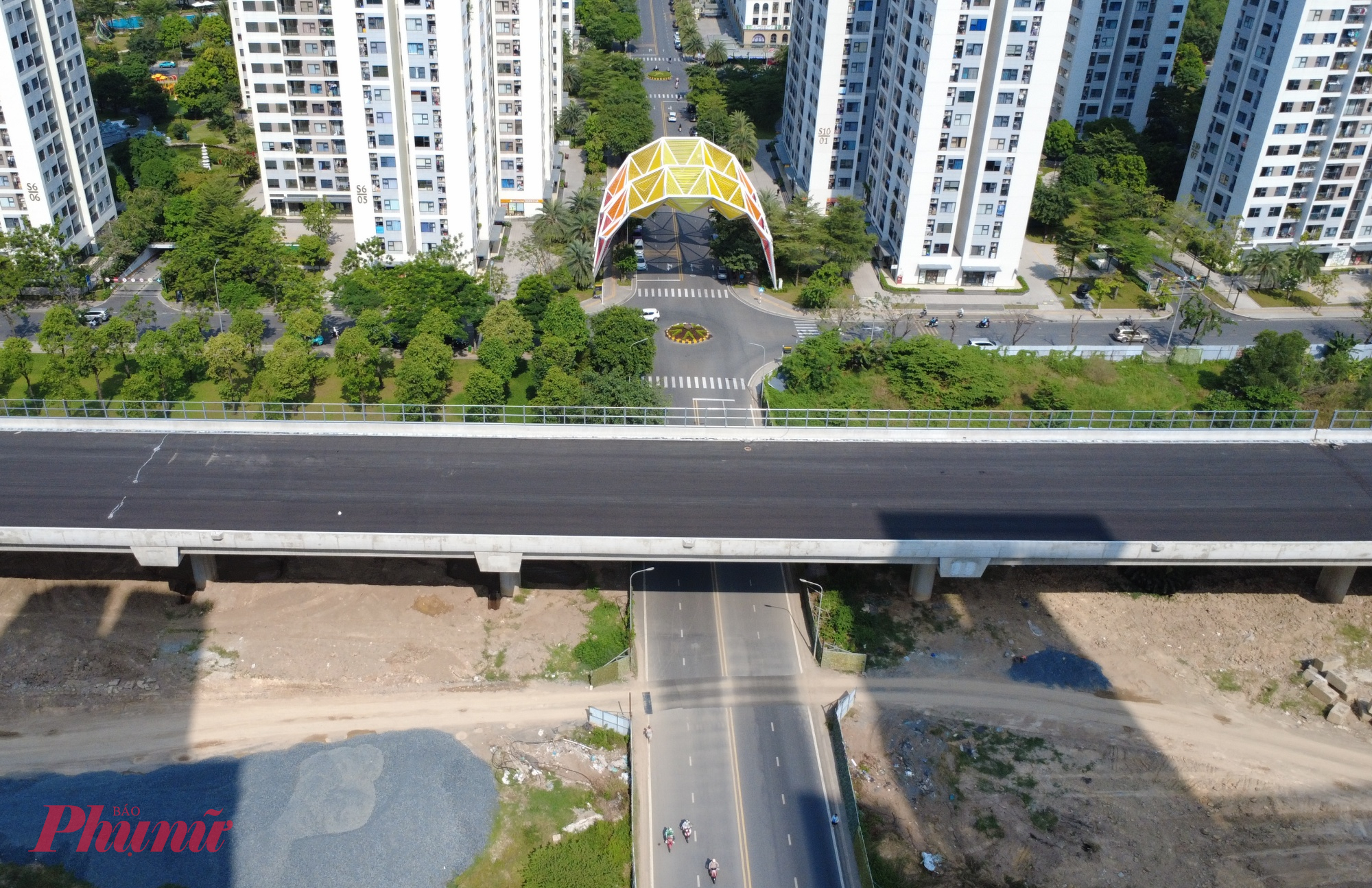 Khu vực cầu cạn đường Vành đai 3 giao với đường trong khu đô thị Vinhomes