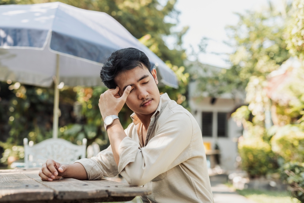 Phía sau người đàn ông thành đạt là những khoảng lặng đến nao lòng - Ảnh minh họa: Shutterstock