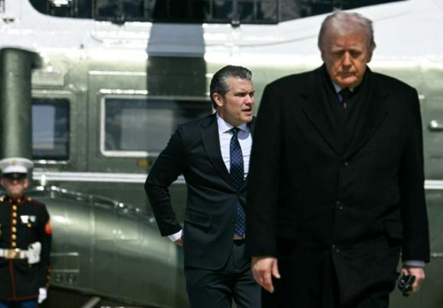 Ông Trump cho biết hôm thứ Năm rằng ông đã nói với ông Netanyahu không tấn công các mỏ khí đốt của Iran sau khi một cuộc tấn công của Israel khiến Tehran trả đũa một trung tâm năng lượng lớn ở Qatar, khiến giá toàn cầu tăng vọt hơn nữa.