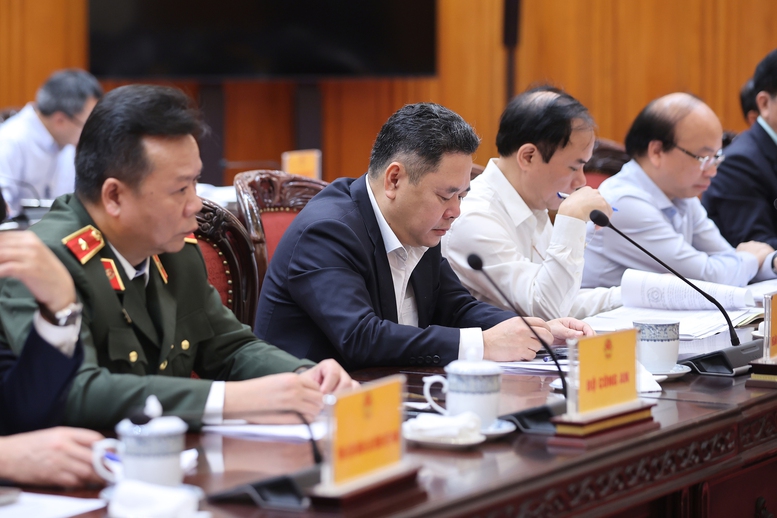 Lãnh đạo các bộ, ngành tham dự cuộc họp - Ảnh: VGP/Nhật Bắc