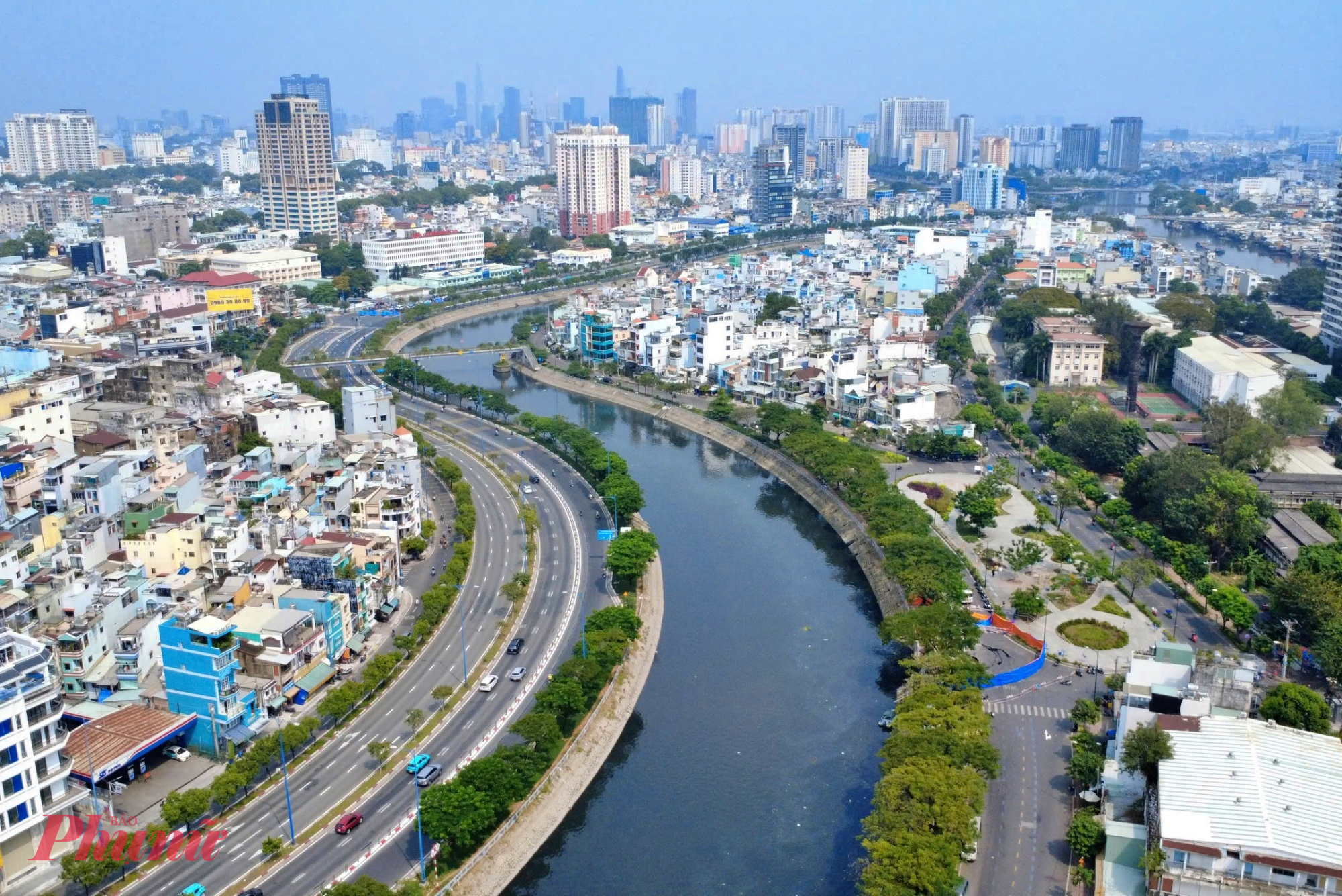 Cầu đường Bình Tiên sẽ đi qua kênh Tàu Hủ - Ảnh: Tứ Quý