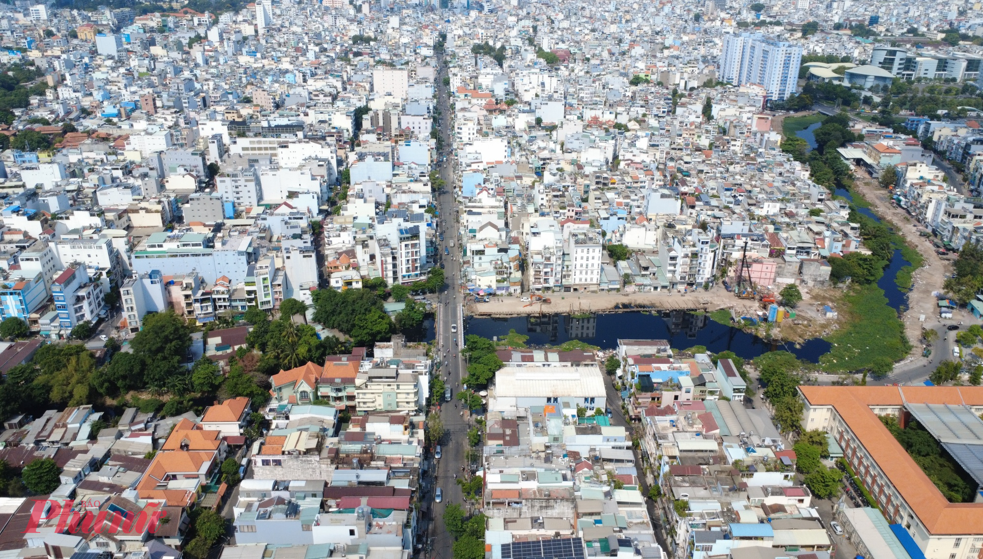 Ghi nhận thực tế cho thấy, tiến độ triển khai dự án hiện có sự phân hóa rõ rệt giữa các gói thầu. 