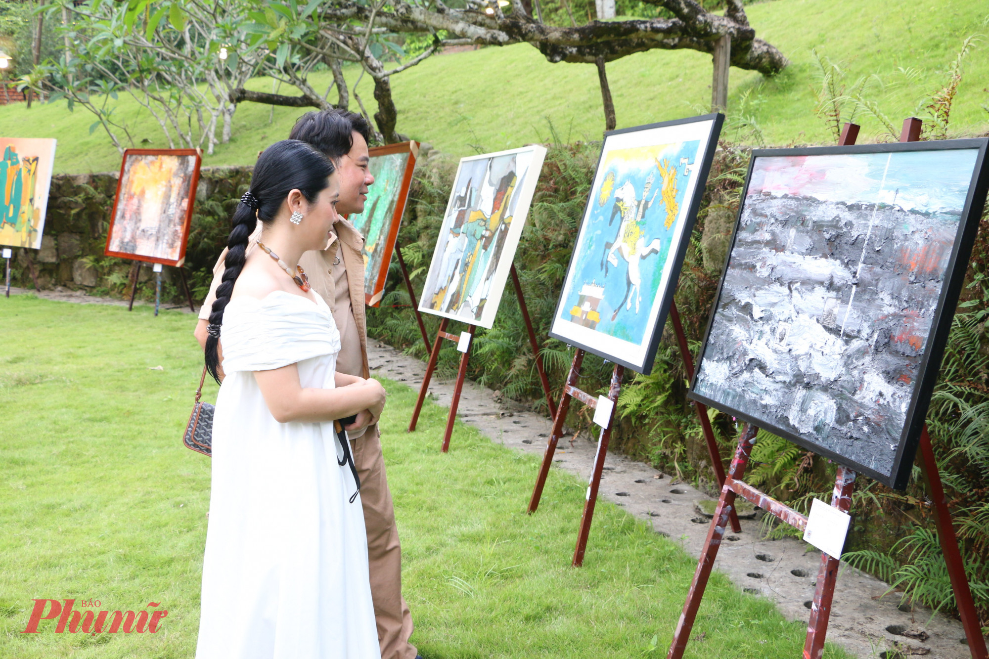 Hội ngộ “Giấc mơ của những giấc mơ” bên đồi Thiên An Triển lãm mỹ thuật “Giấc mơ của những giấc mơ được tổ chức không gian thi ca Bội Trân Garden, đồi Kim Sơn, TP Huế