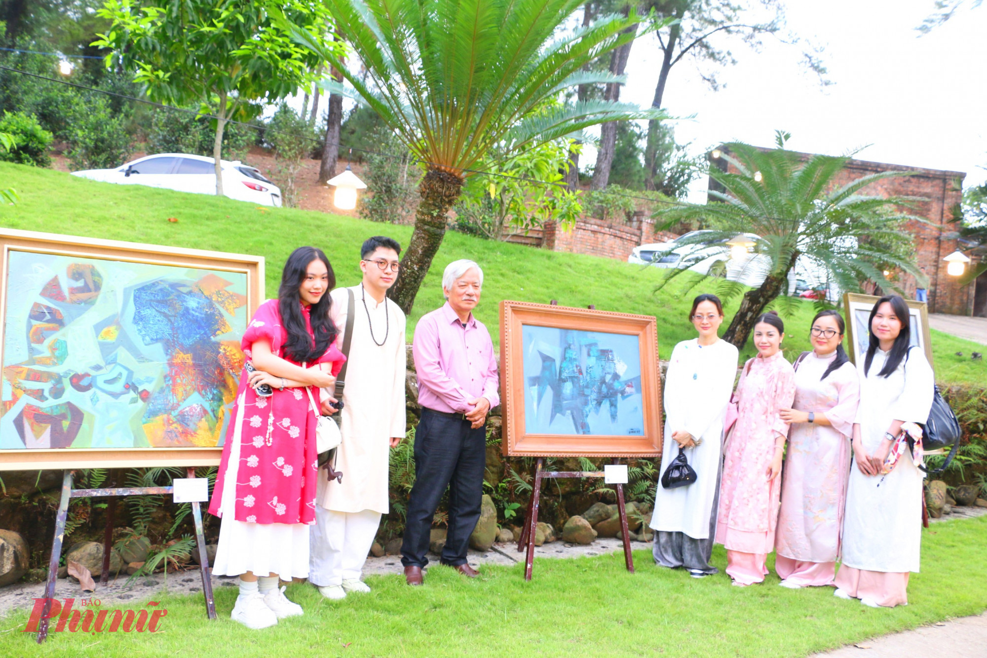 Hội ngộ “Giấc mơ của những giấc mơ” bên đồi Thiên An họa sĩ Phan Thanh Bình