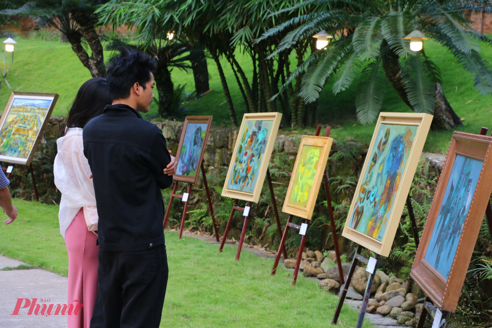 Hội ngộ “Giấc mơ của những giấc mơ” bên đồi Thiên An Triển lãm là sự giao thoa giữa các thế hệ