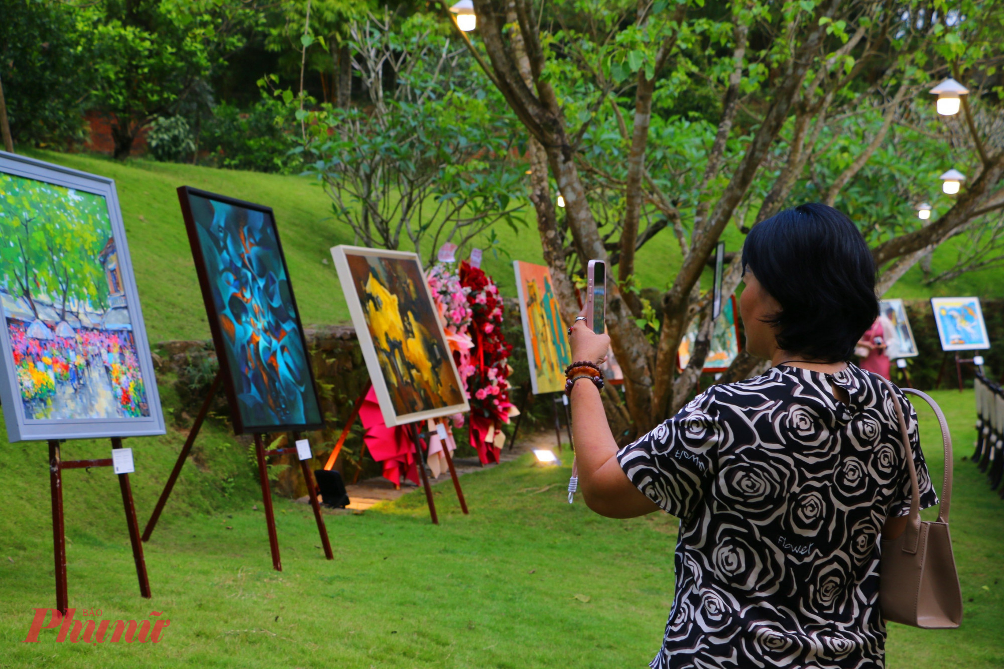 Hội ngộ “Giấc mơ của những giấc mơ” bên đồi Thiên An triển lãm mỹ thuật “Giấc mơ của những giấc mơ”