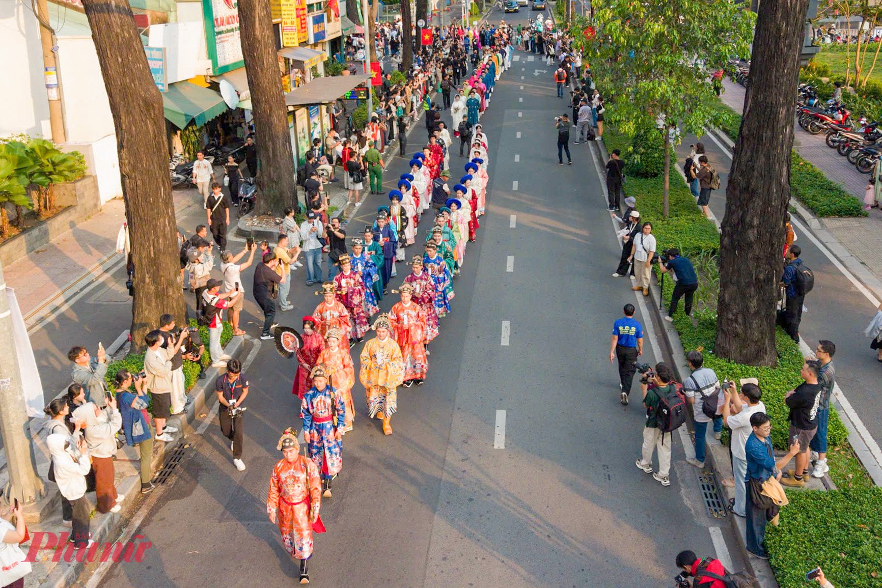Hoạt động này nằm trong khuôn khổ Lễ hội Thanh niên - Youth Fest, do Thành đoàn TPHCM chỉ đạo, phối hợp cùng Đoàn Trường ĐH KHXH&NV TPHCM và các đơn vị văn hóa thực hiện