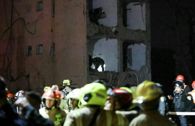  địa điểm xảy ra một cuộc tấn công tên lửa của Iran ở Arad, Israel