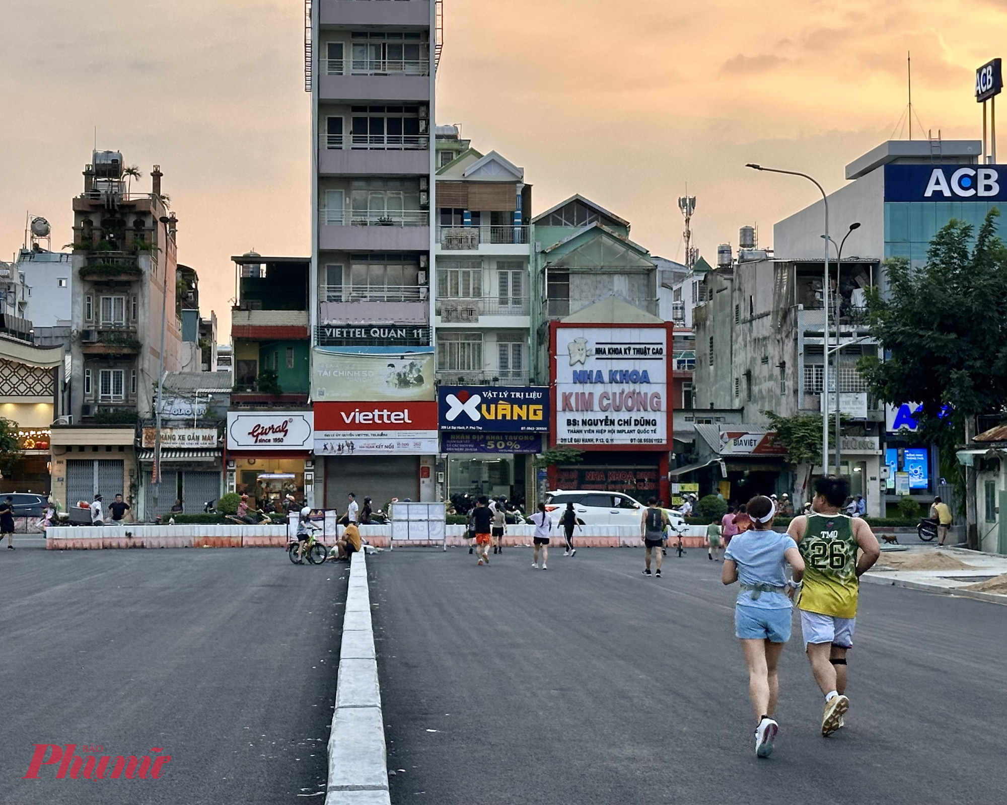 Công viên tạm đang là điểm hẹn được nhiều ngươi biết đến nhất của phường Phú Thọ