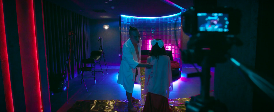 Tập 14 có nhiều cảnh bạo lực, gợi dục 