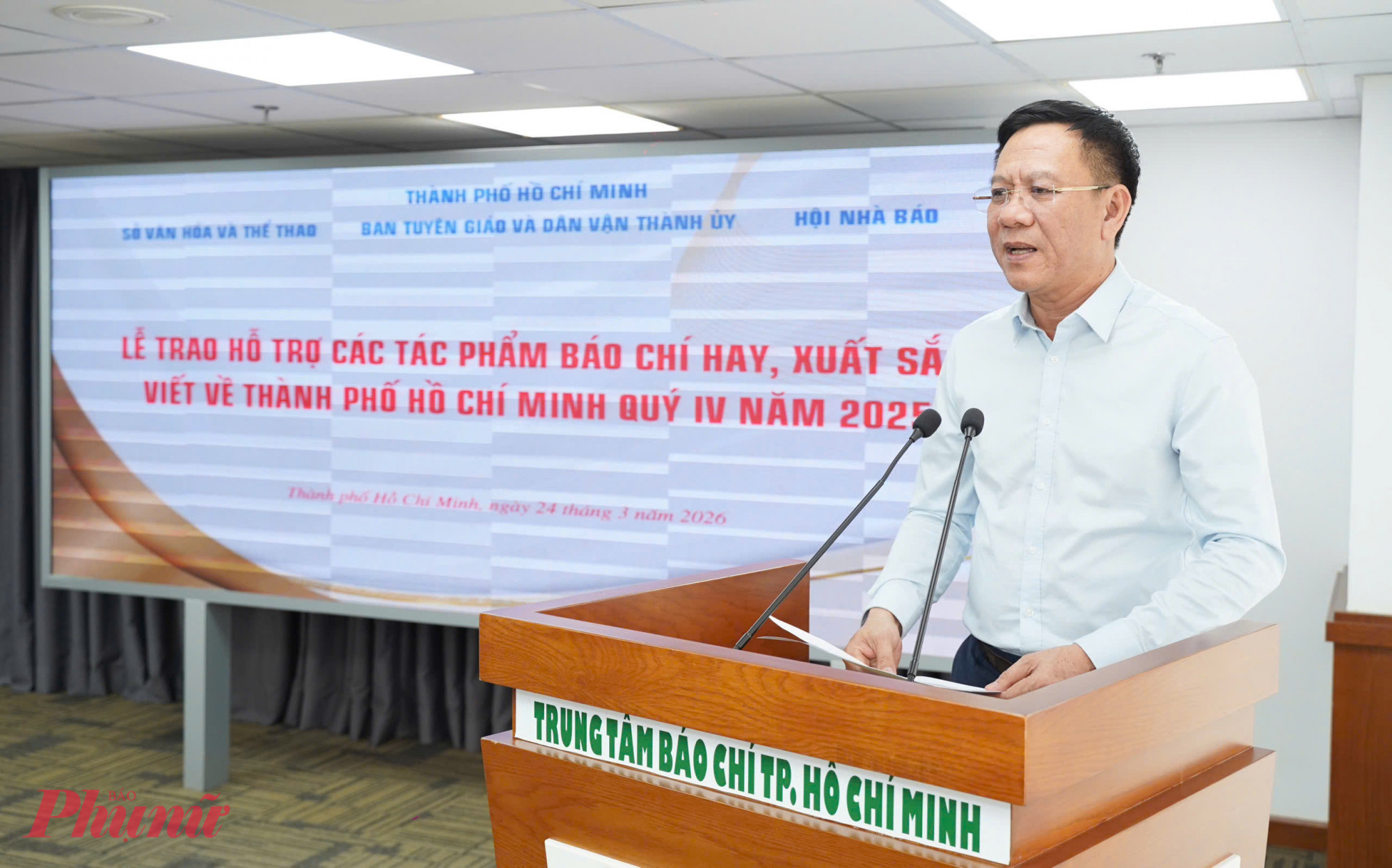 Ông Nguyễn Ngọc Hồi - Phó giám đốc Sở Văn hóa và Thể thao TPHCM phát biểu tại buổi lễ