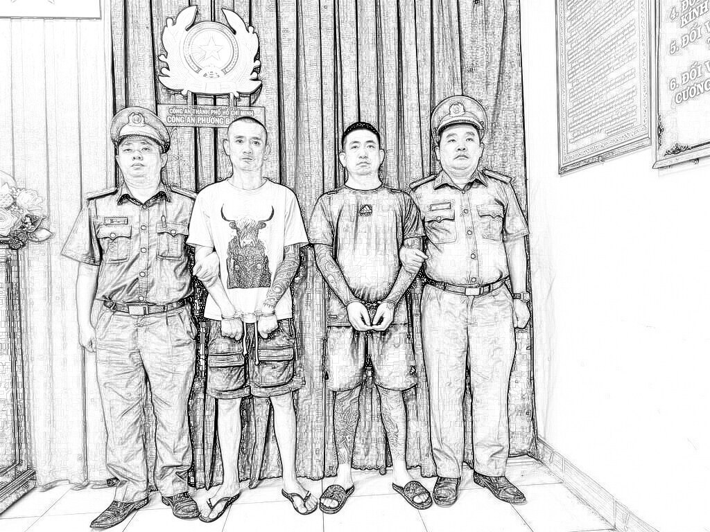 Hai đối tượng thời điểm bị bắt. Ảnh: CACC