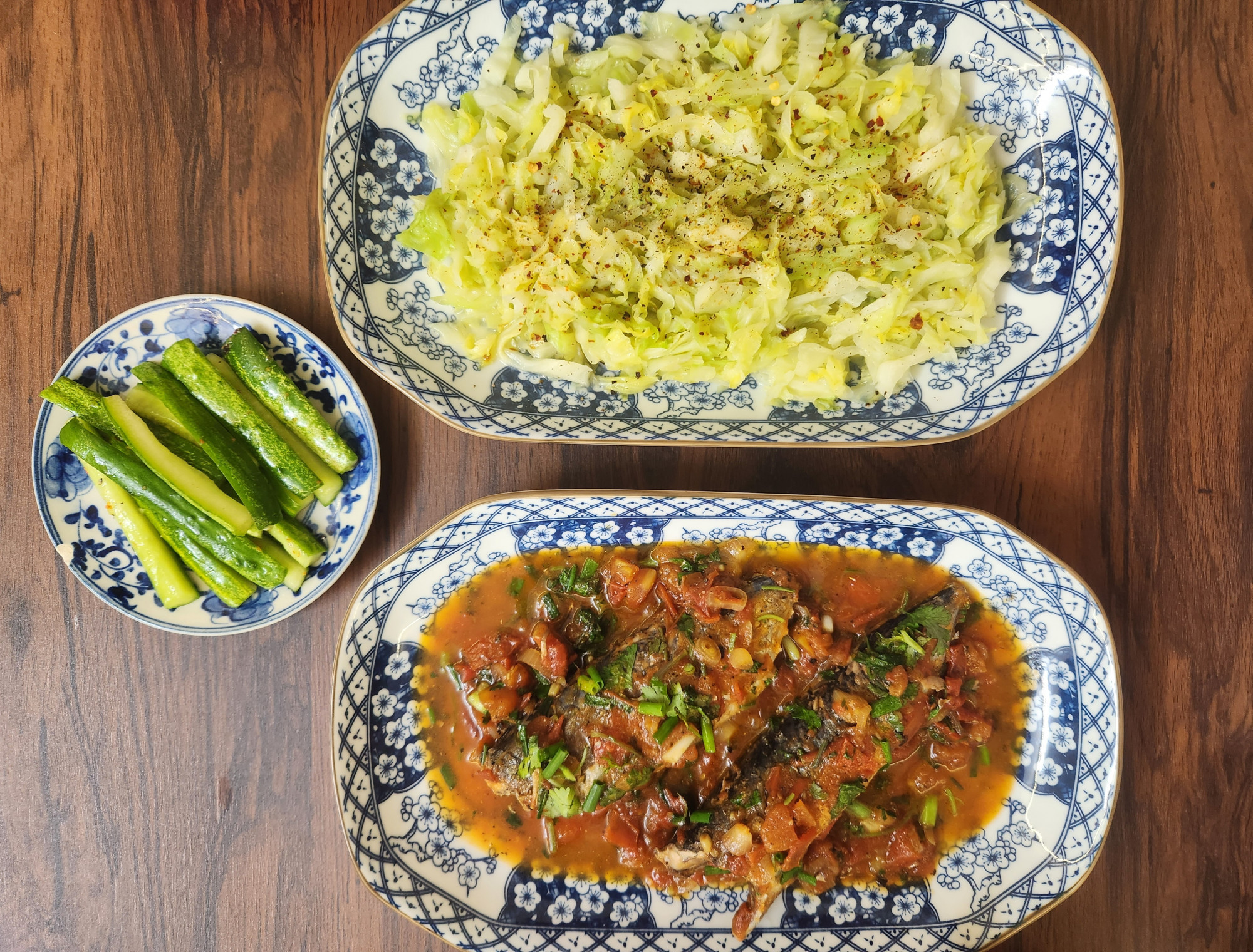 Bữa cơm nhà đơn giản thay vì gọi đồ ăn ngoài hay ăn hàng trước đó - Ảnh: T.A