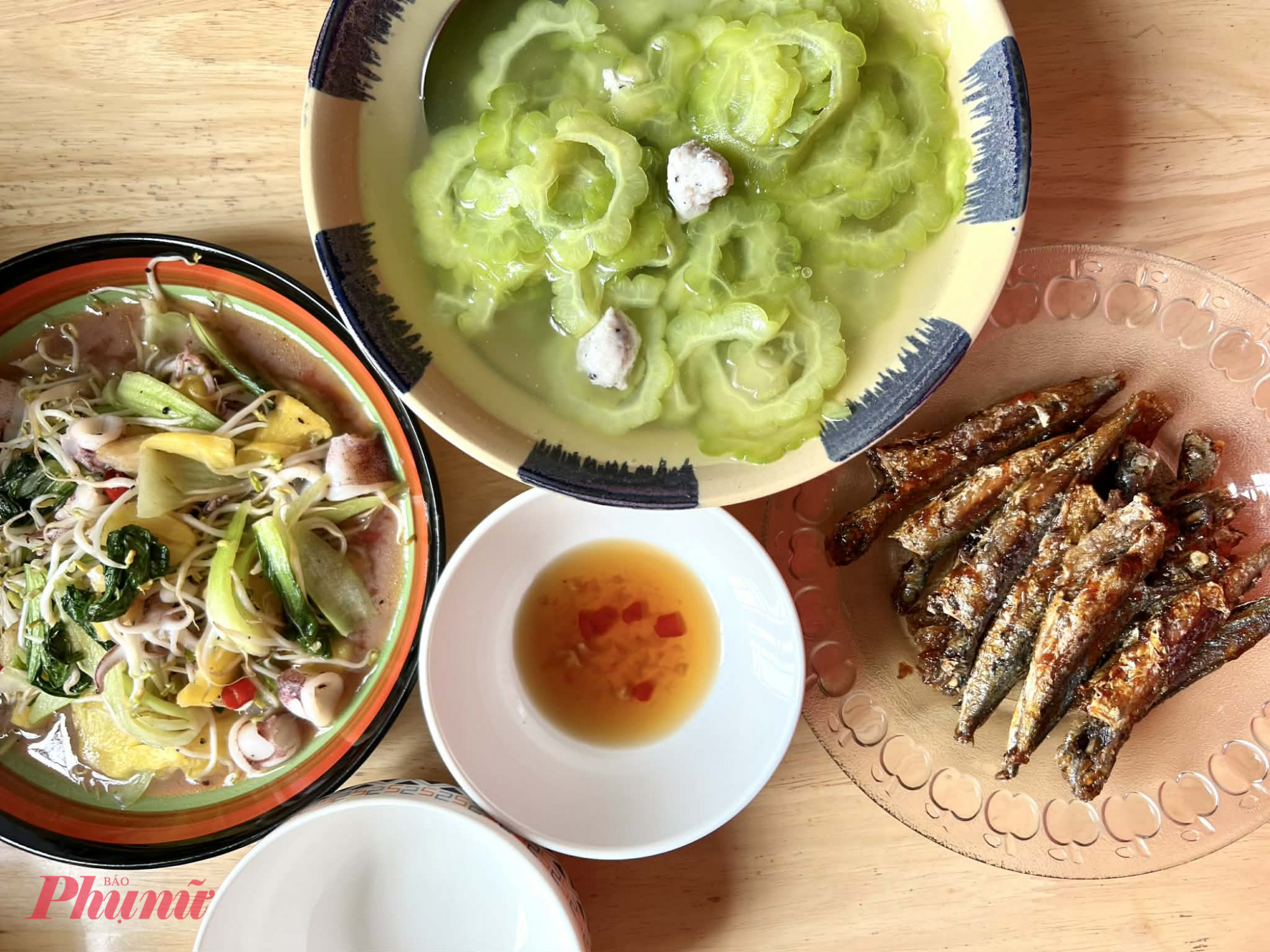 Bình thường vợ chồng tôi ăn 2 món, đến cuối tuần sẽ thường nấu 3 món/bữa