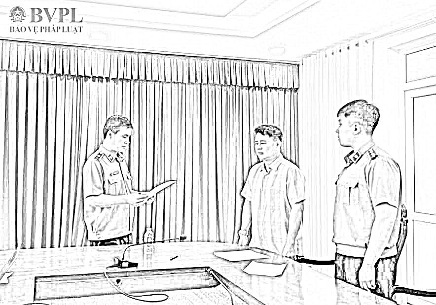 Cơ quan điều tra VKSND tối cao tống đạt quyết định tố tụng đối với bị can Lê Quốc Việt. Ảnh: Cơ quan điều tra VKSND tối cao.